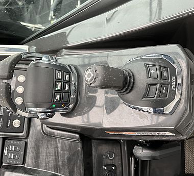 MONTEREY 335 SY, model2020, stan idealny, przejęcie leasingu